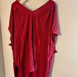 PENNINGTON burgundy light tshirt